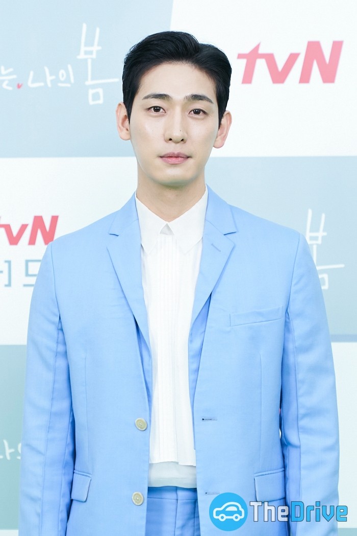 [D포토] 윤박, 시원한 수트입고