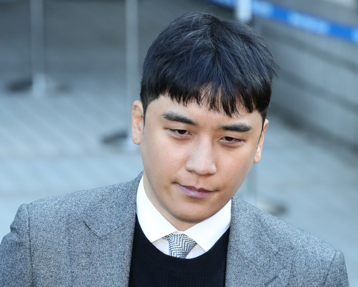 승리 근황 확인 못 한다...′성범죄자′ 승리, 인스타그램서 퇴출